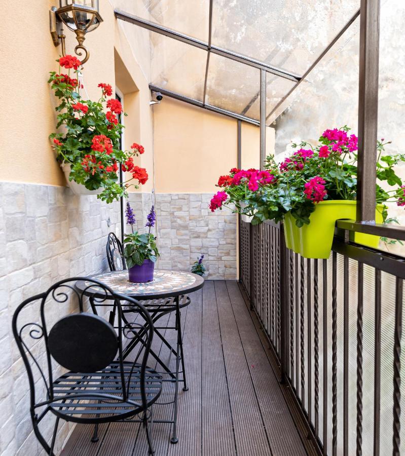 2 - Bedroom Apartments Galicia Львов Экстерьер фото
